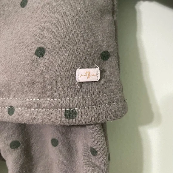 7 for All Mankind Baby outfit - Picture 2 of 6